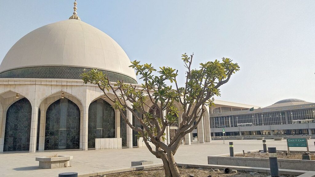 Внутренняя архитектура Международного аэропорта имени короля Фахда