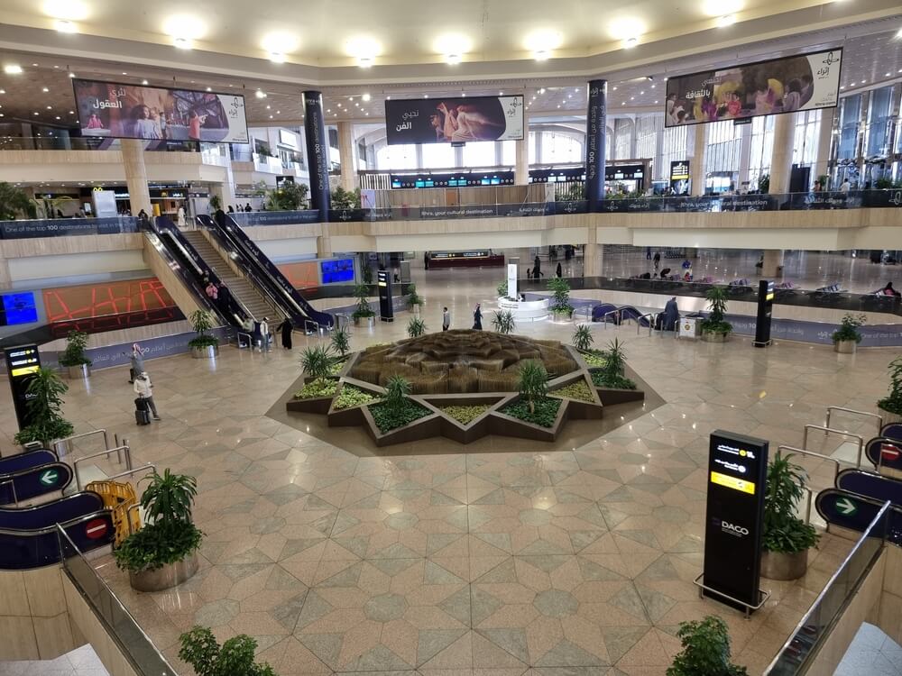Внутренняя архитектура Международного аэропорта имени короля Фахда